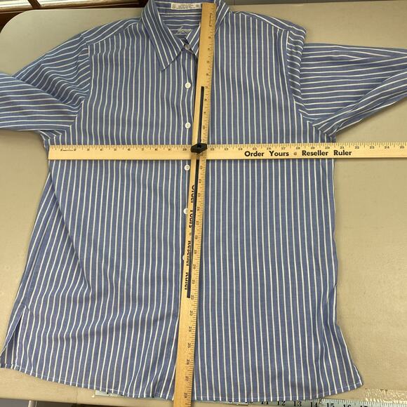 Foxcroft Wrinkle Free Button Up Top Womens 12 Striped Blue White Relaxed Soft - Picture 8 of 11